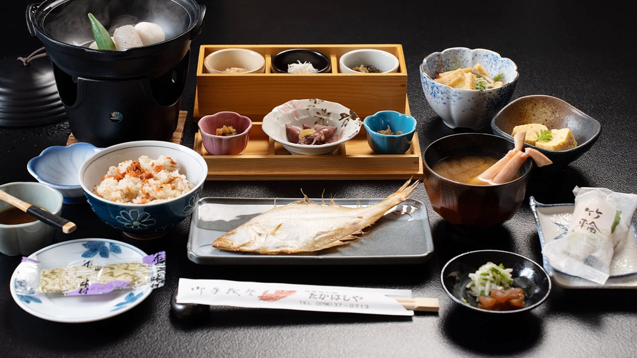 朝食